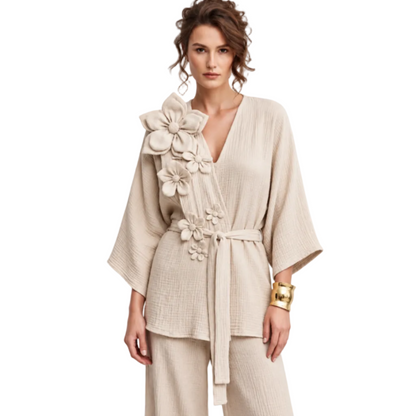 Çiçek Aplikeli Kısa Müslin Kimono